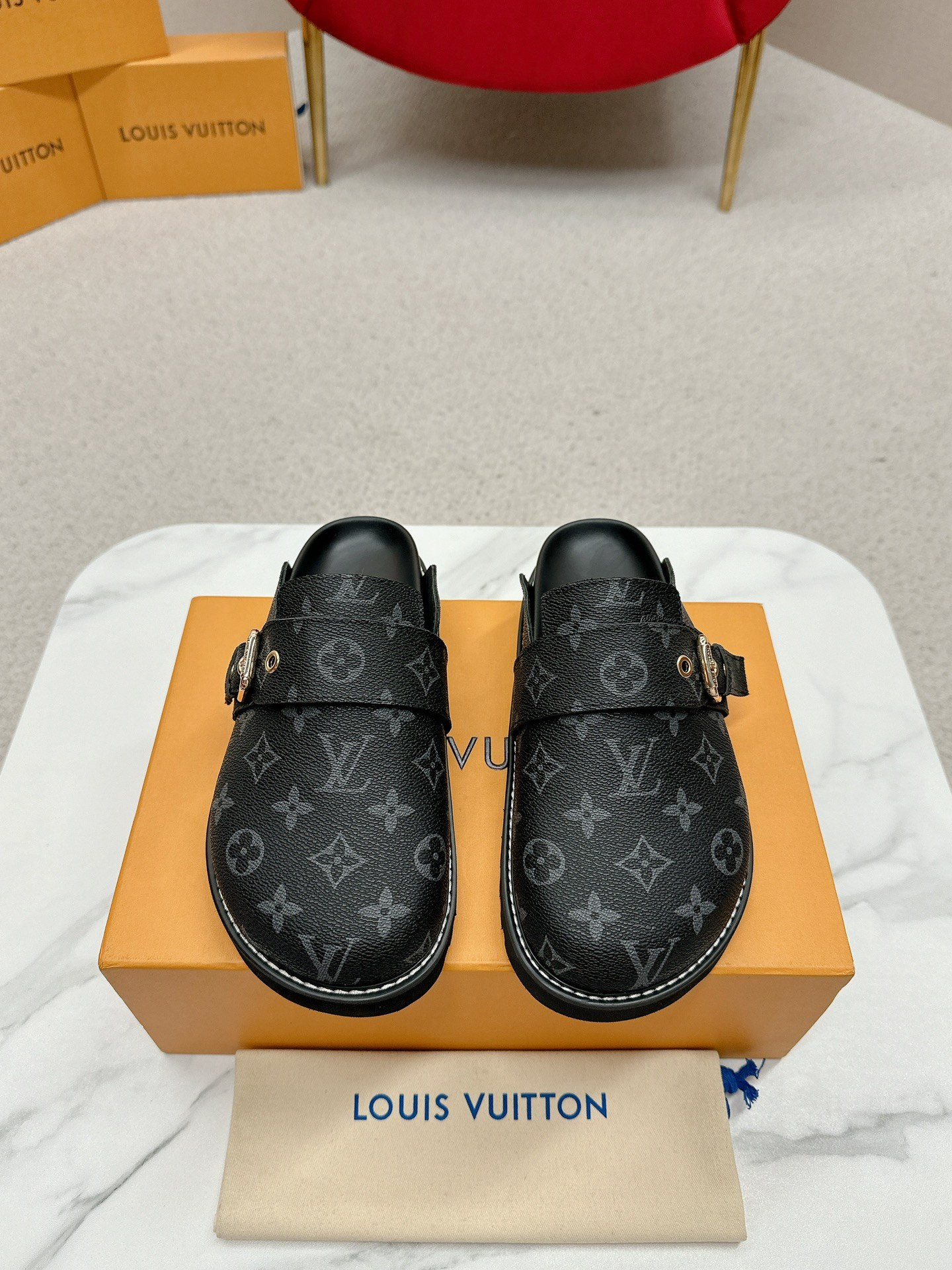 LVT SANDALS