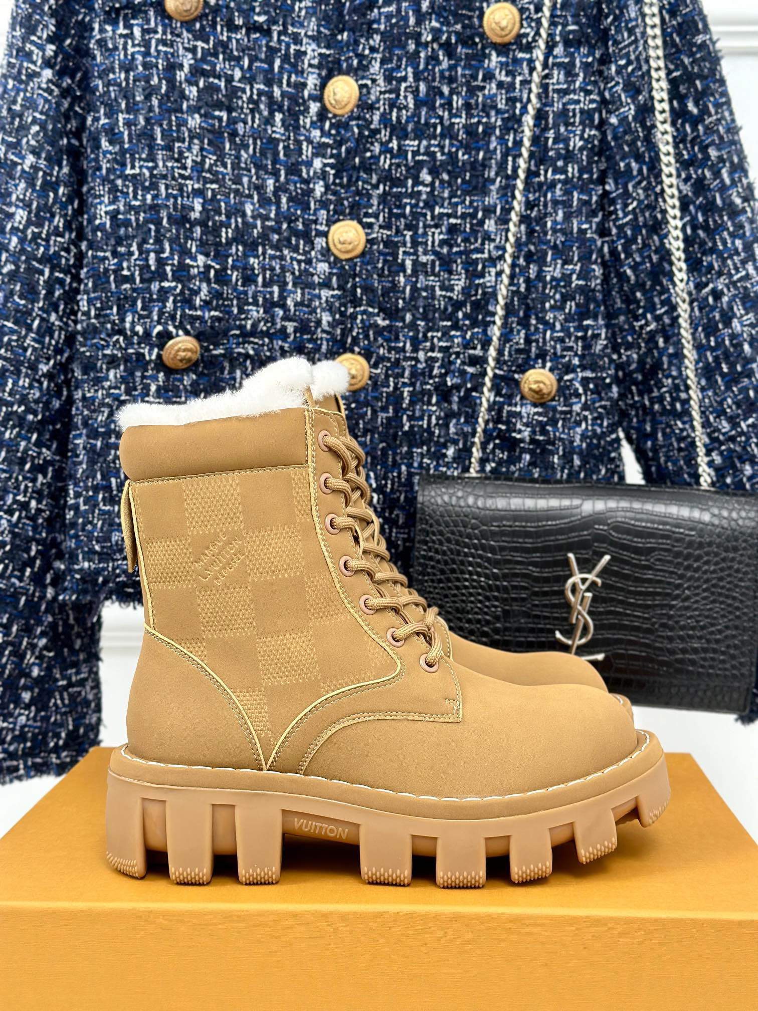 LVT BOOTS
