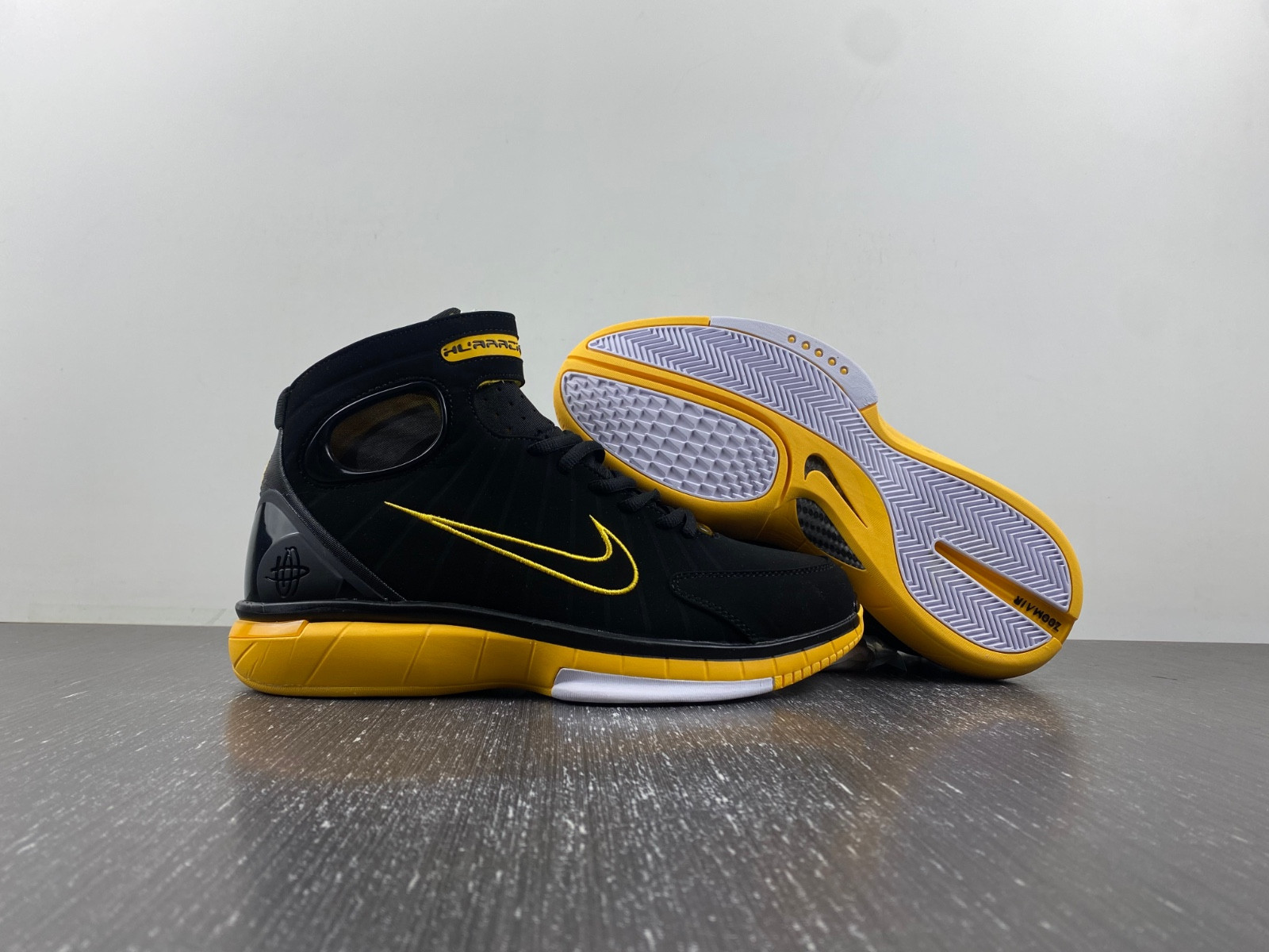nike air zoom huarache 2k4 ''black maize'' 308475-003