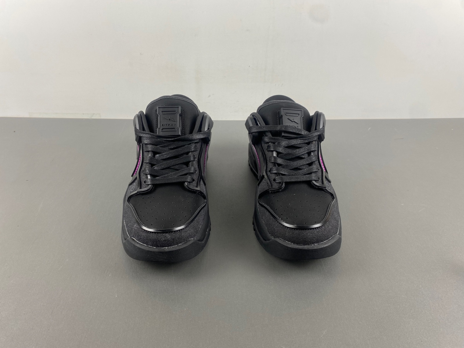 RTFKT x Dunk Genesis 