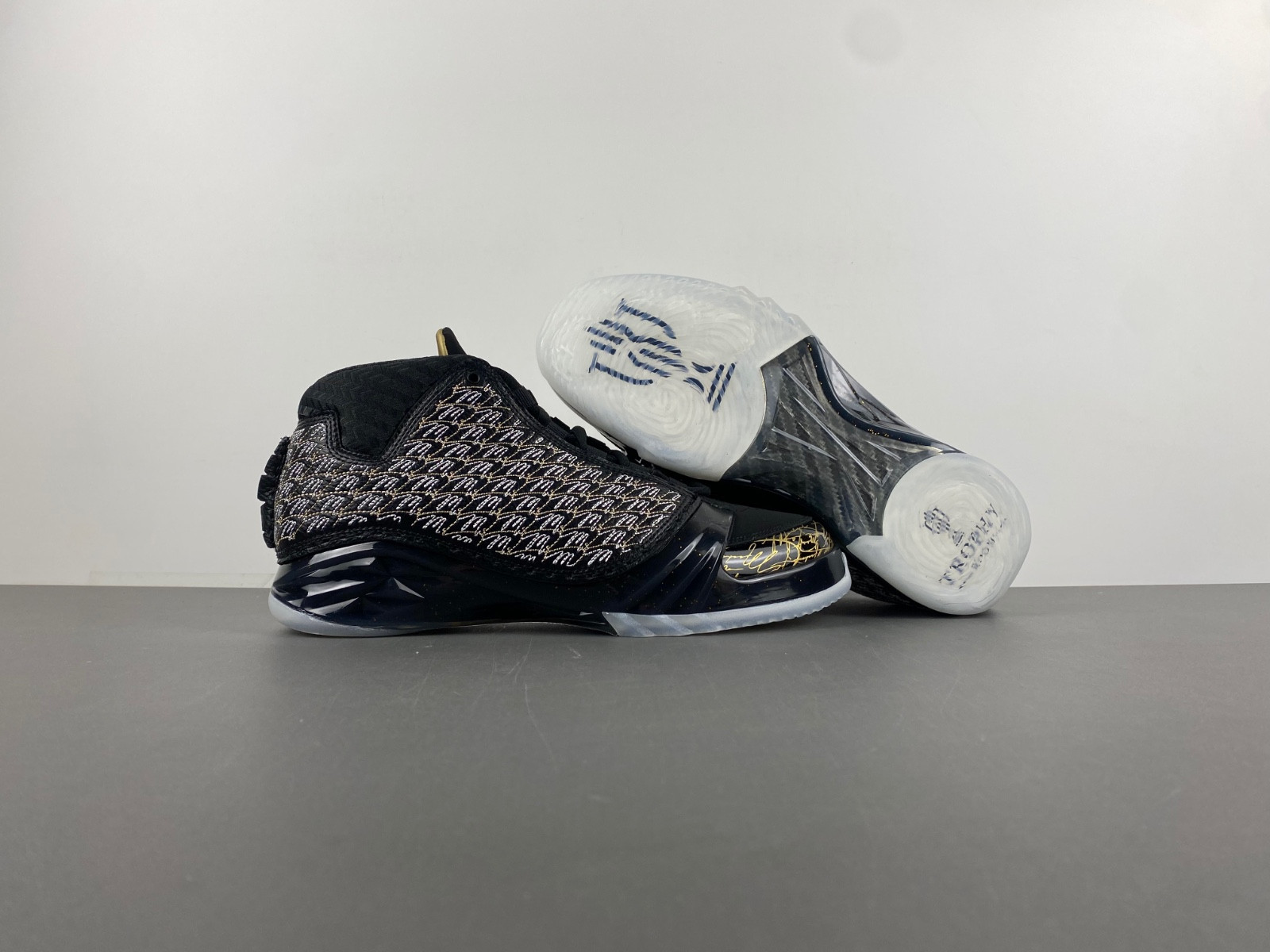Trophy Room x Air Jordan 23 Retro ''Black'' 853336-023