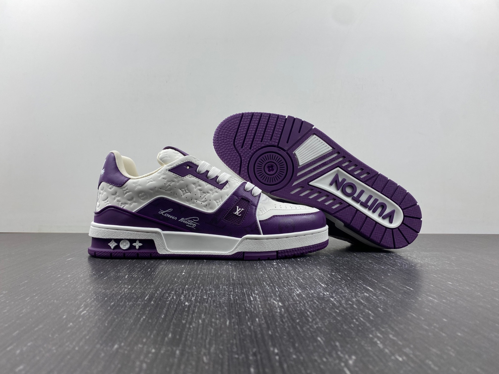 lvt sneakers