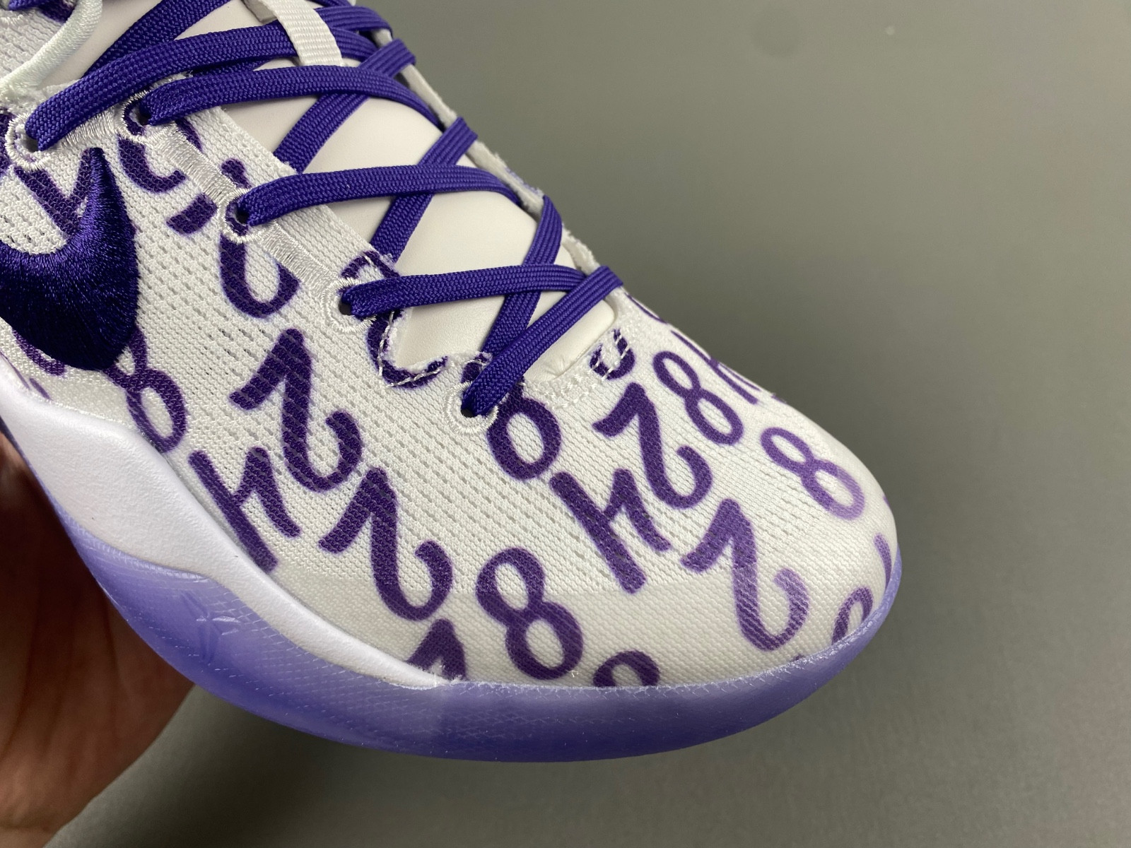nike kobe 8 protro court purple fq3549-100