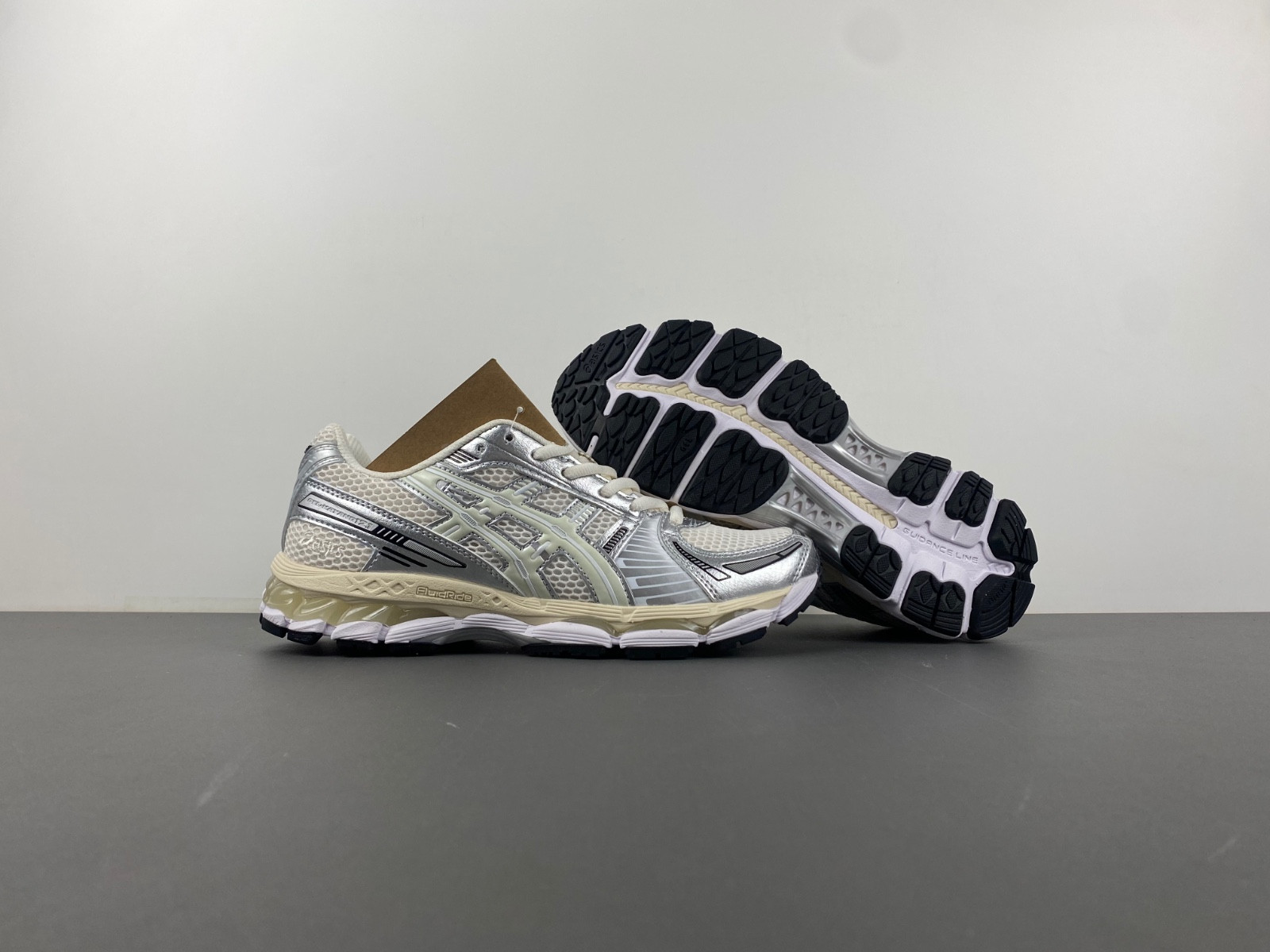 As*ic*s x ronnie fieg gel kayano 12.1 ''cream pure aqua'' 1203a555-100