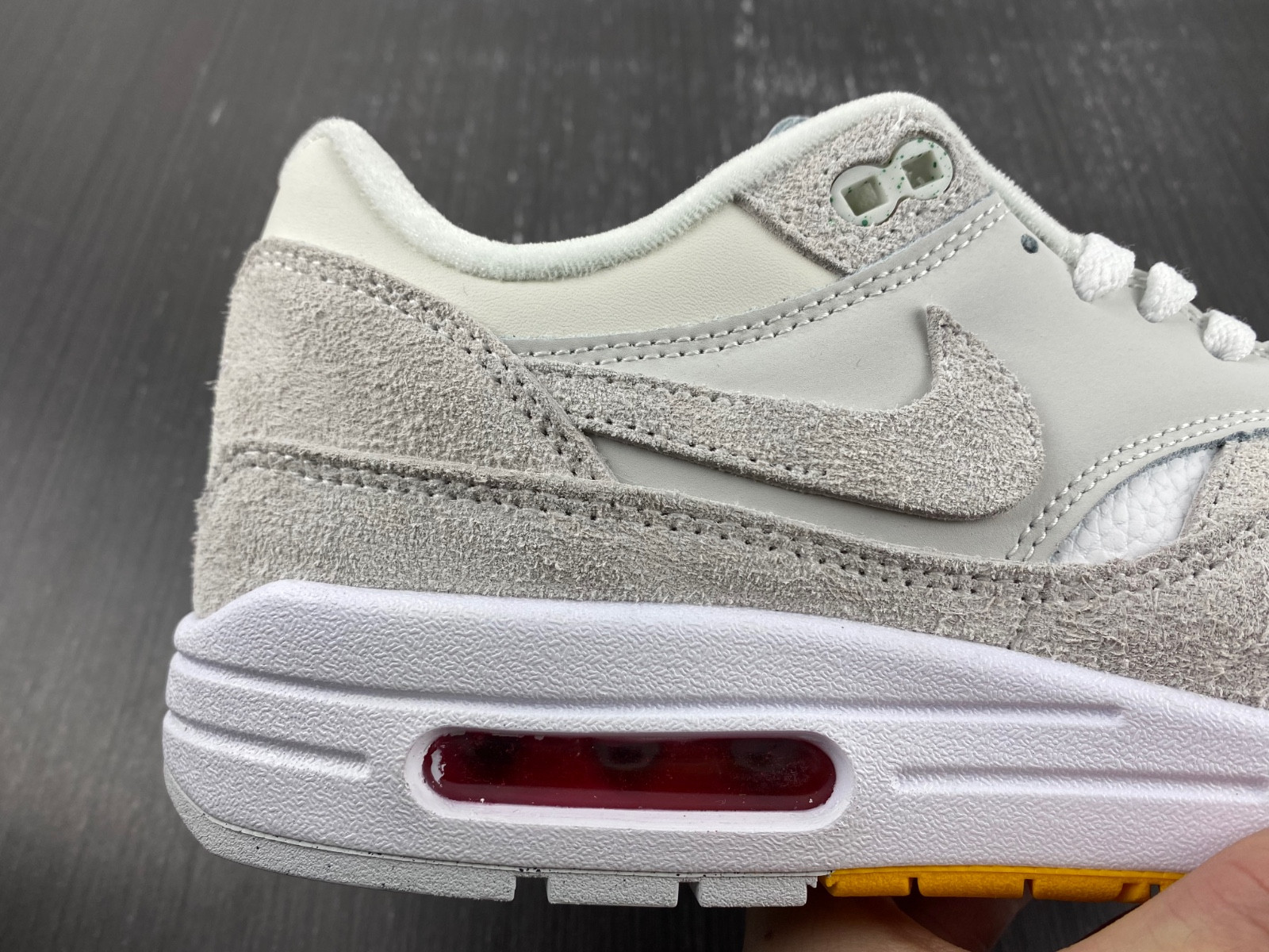nike air max 1 pom pom polka dot fb4959-121