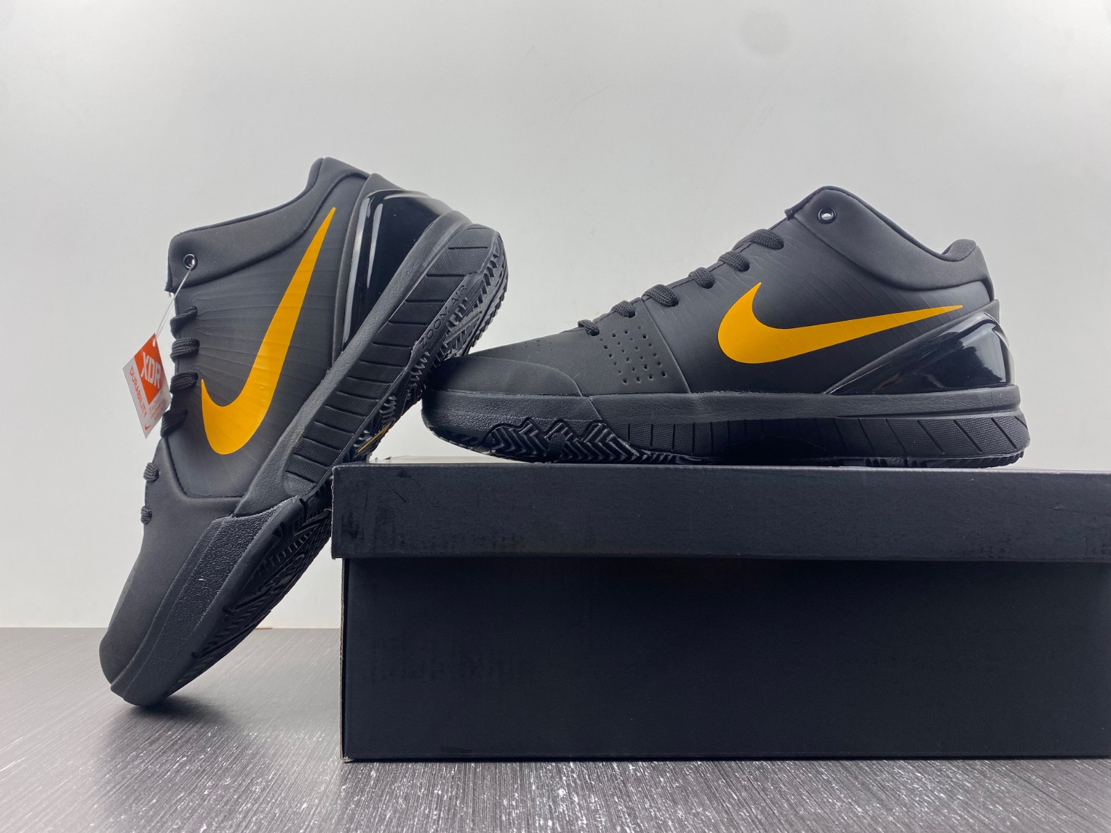 nike kobe 4 protro “black gold” fq3544-001
