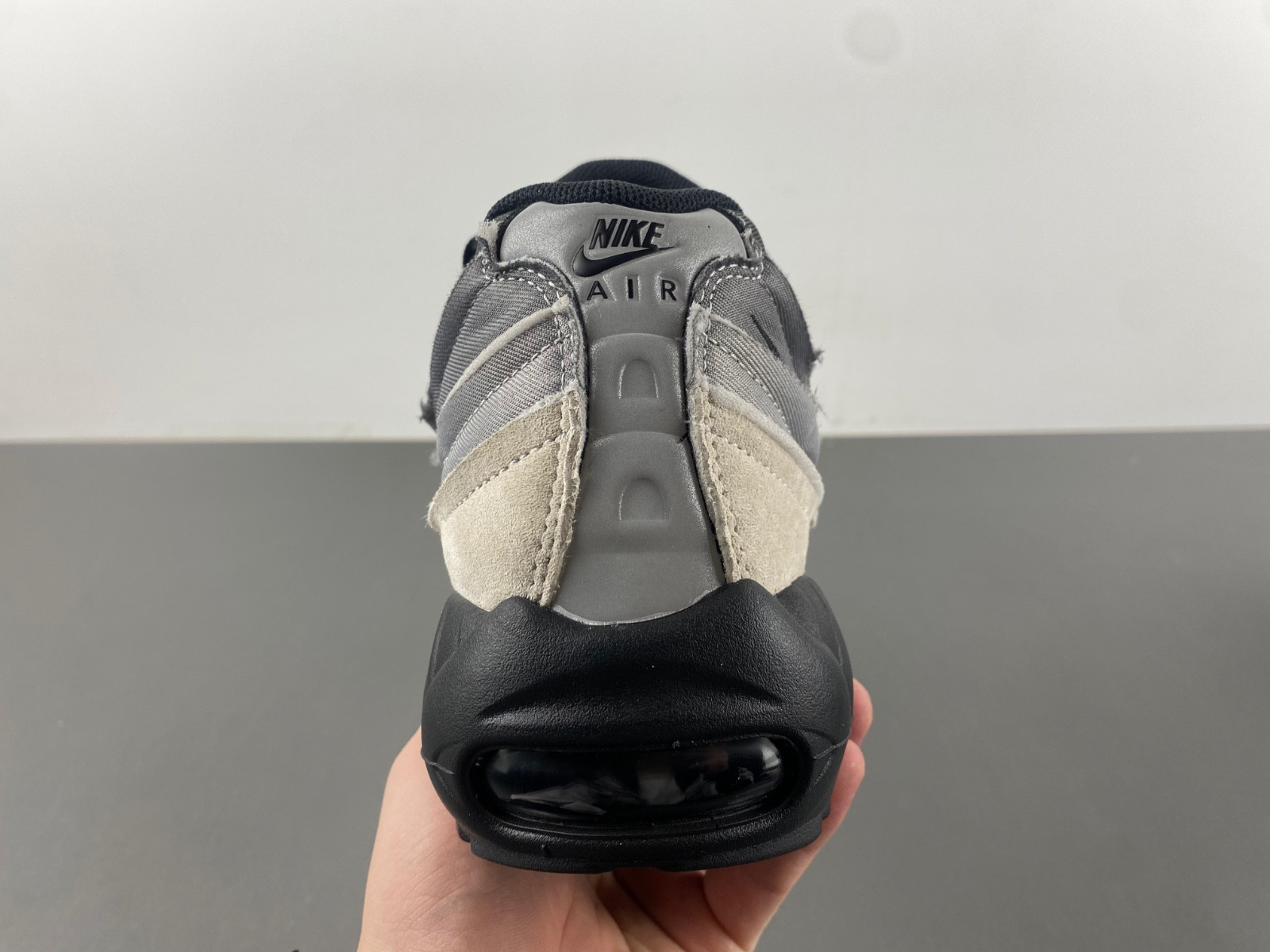 Comme des Garçons x Nike Air Max 95 Charcoal CU8406-101