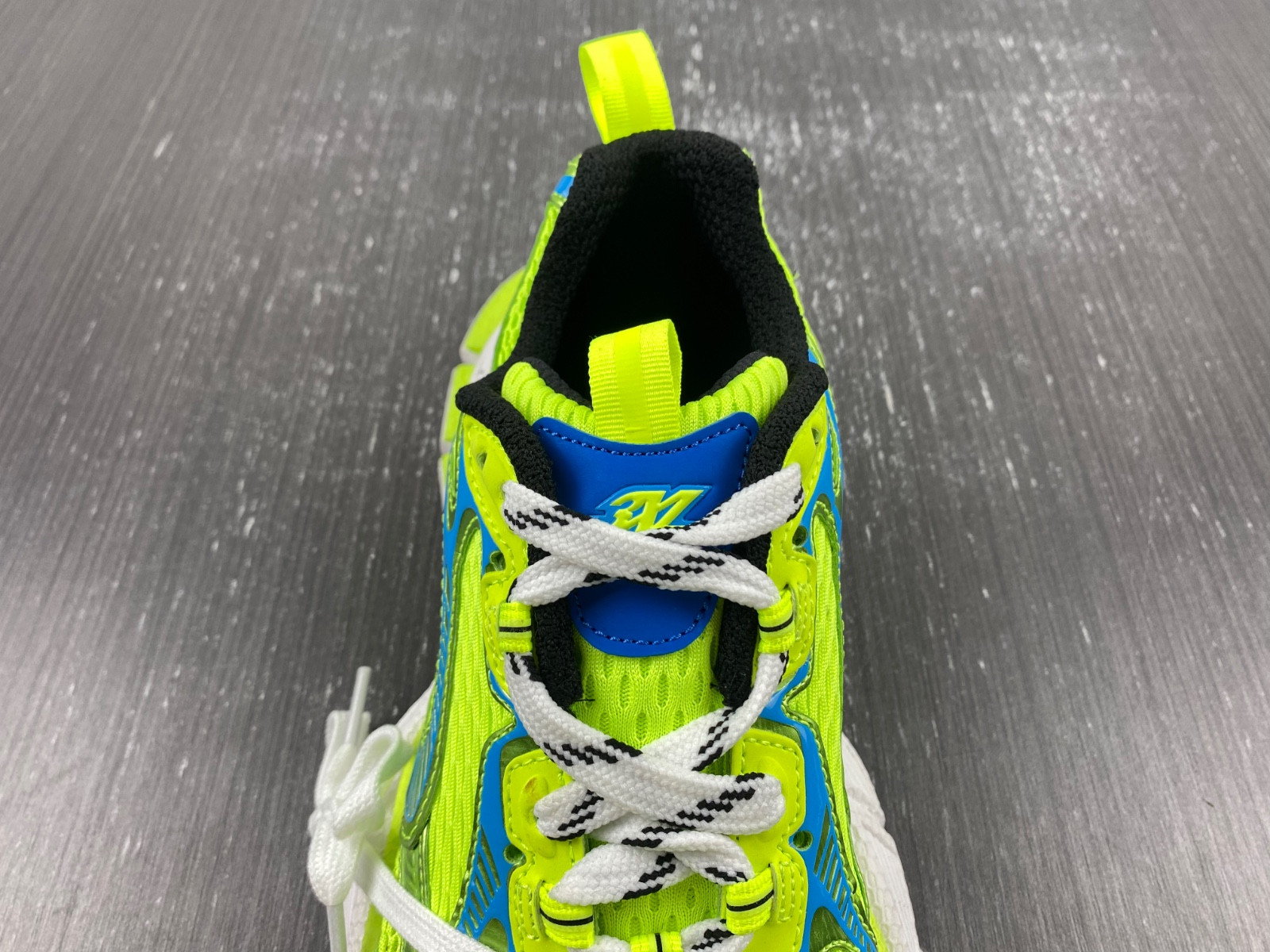 bc 3xl sneaker