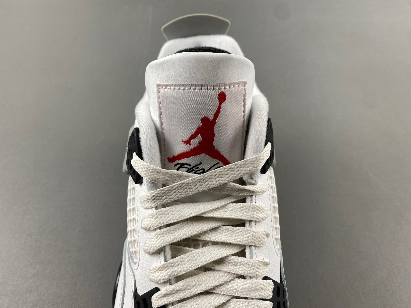Air Jordan 4 OG “White Cement” FV5029-100