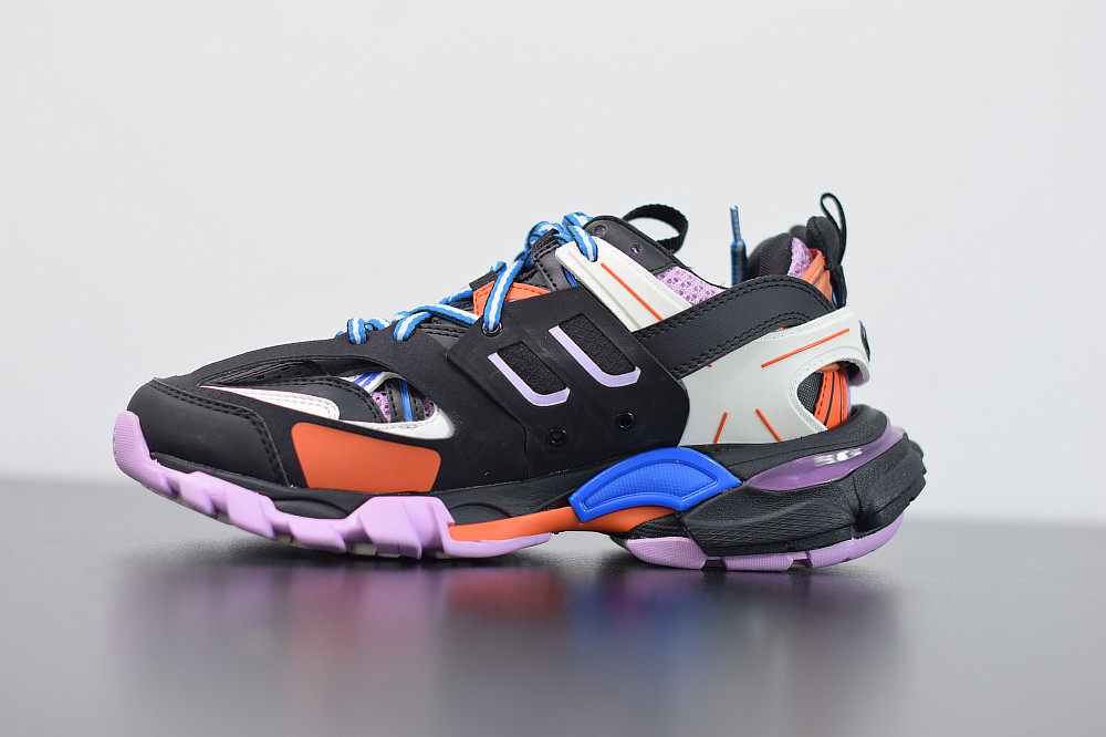 bc track sneaker