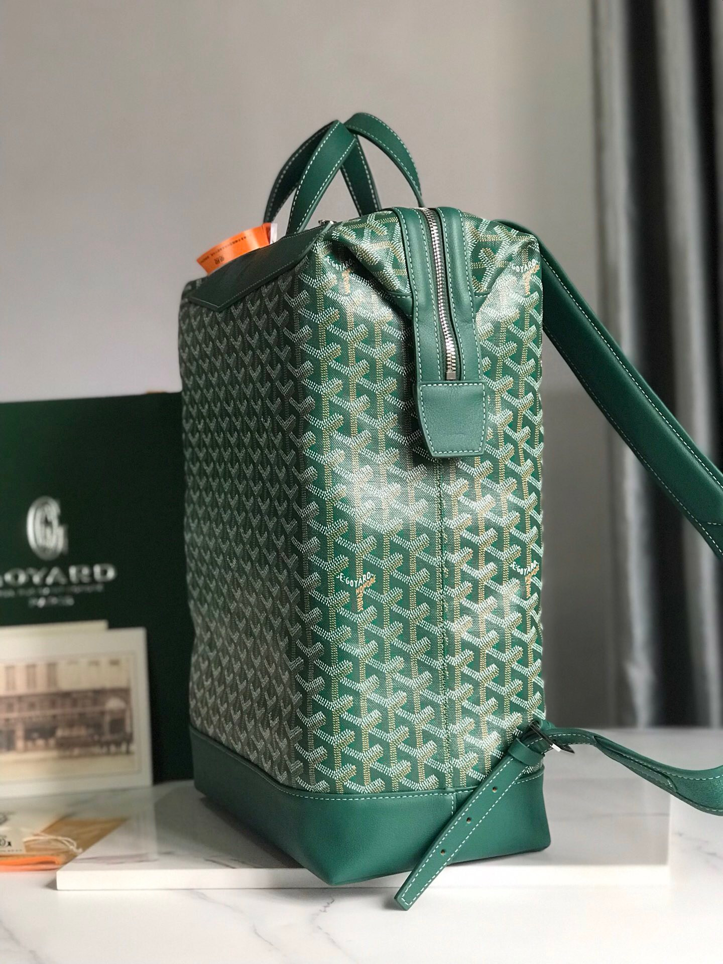 G09ard purse