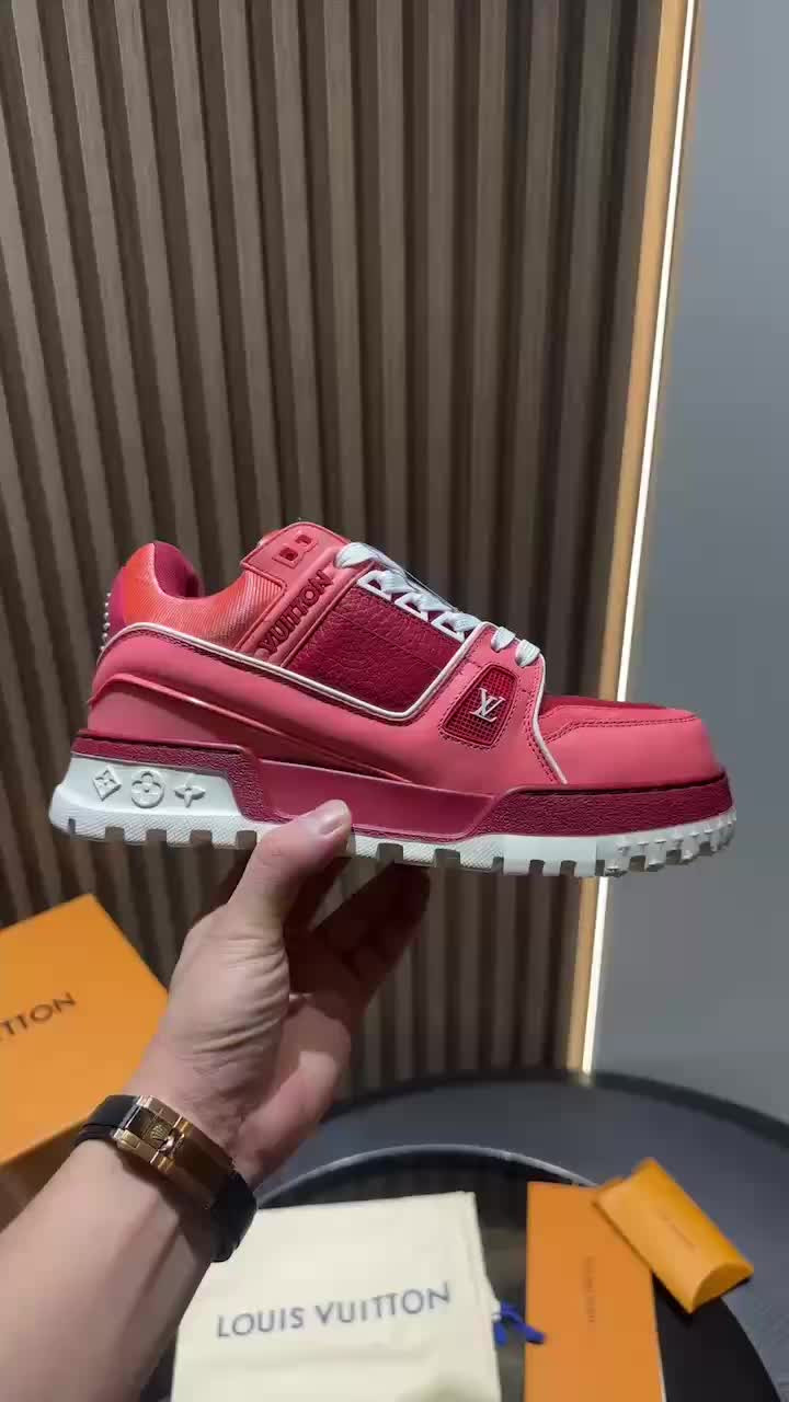 LVT SNEAKERS