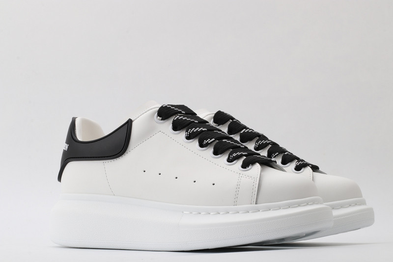 alexer mceen sneakers
