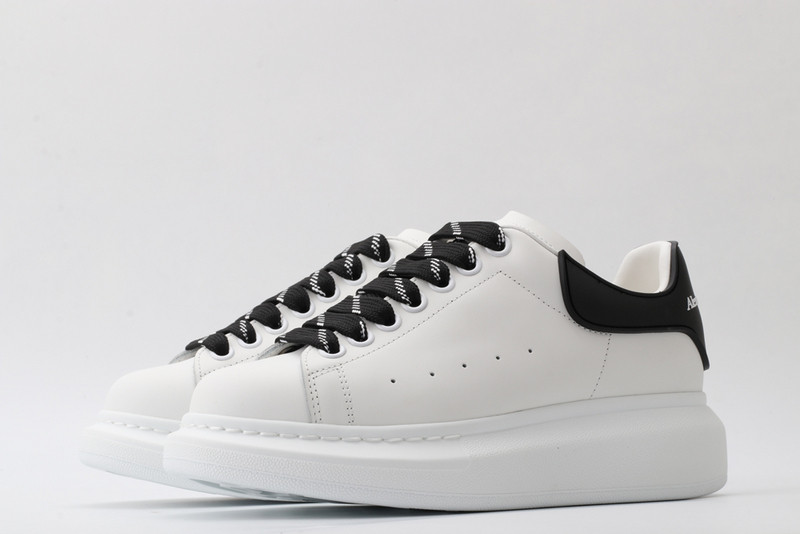 alexer mceen sneakers