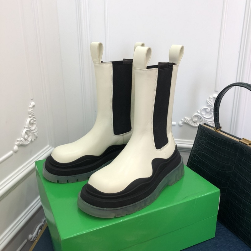 Bo*te*ga ve*ne*ta sneaker