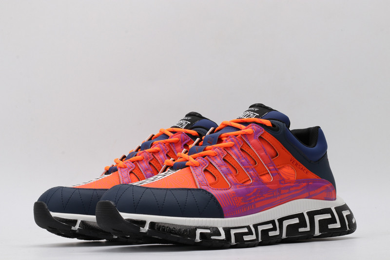vs chain reaction sneakers