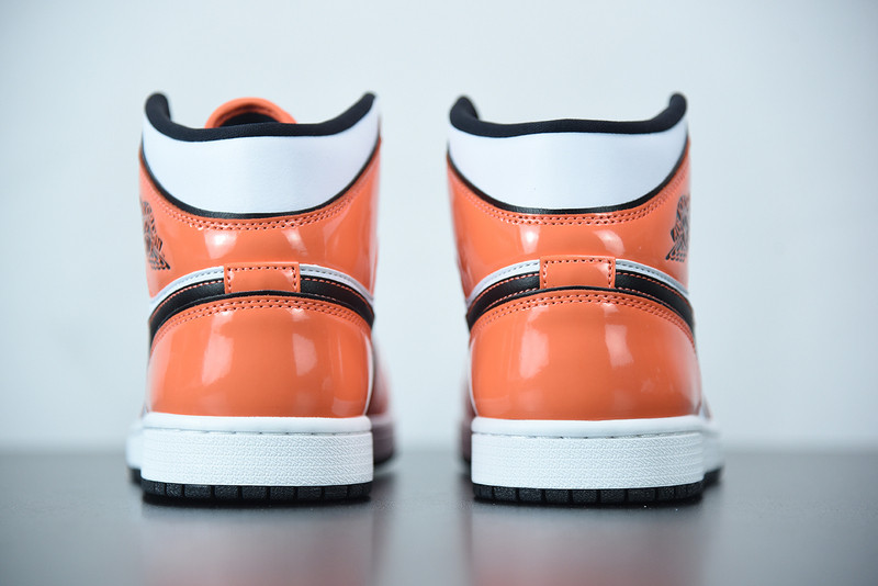 air jordan 1 mid “turf orange” dd6834-802