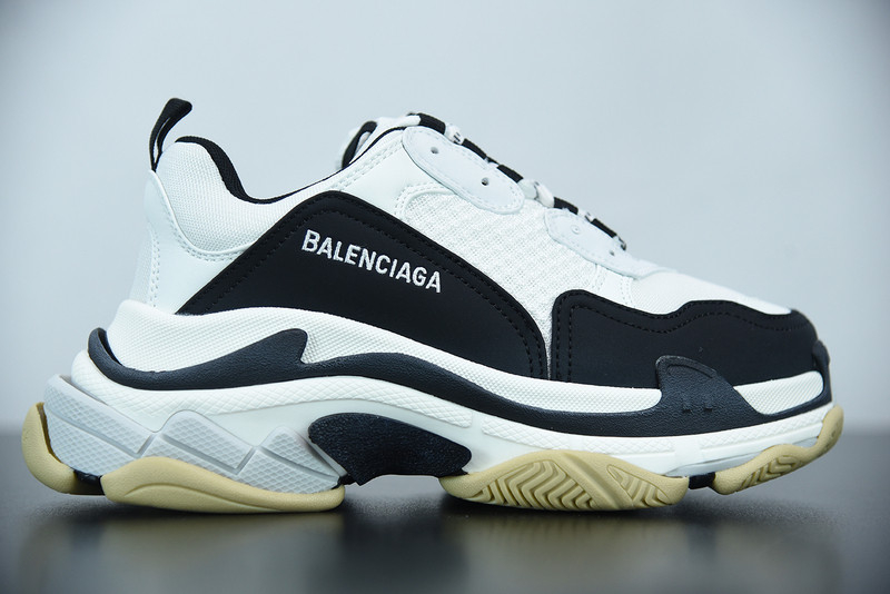 bc triple s trainer 536737 w09om 9073