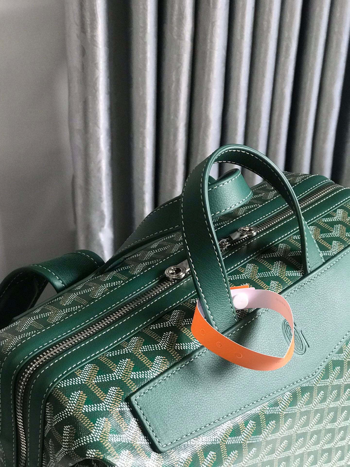 G09ard purse