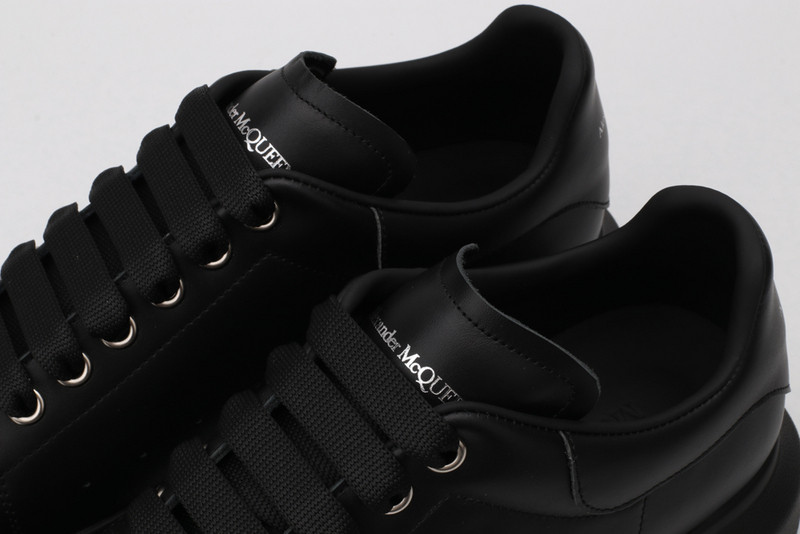 alexer mceen sneakers