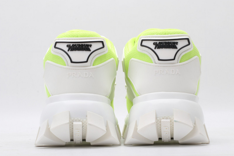 pr sneaker