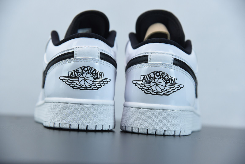 air jordan 1 low white black 553560-103