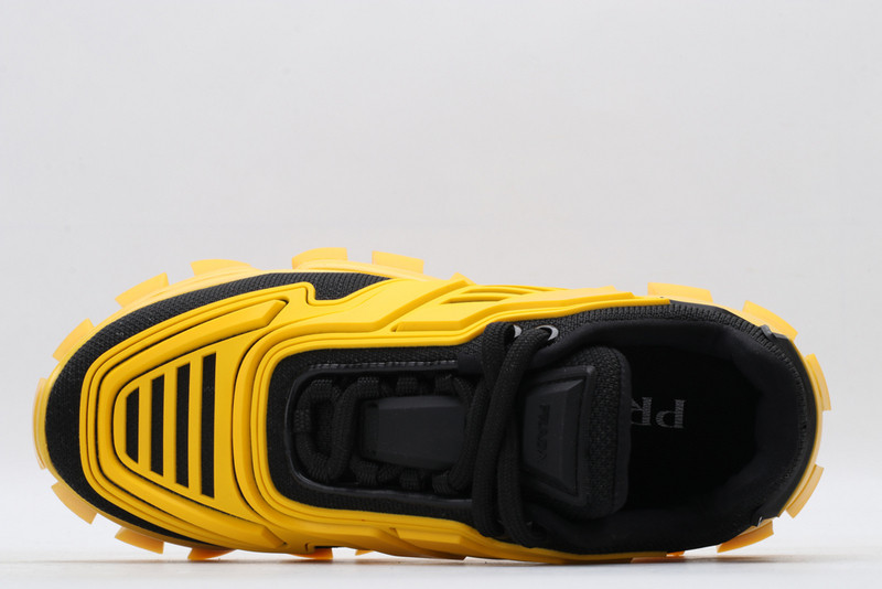pr sneaker
