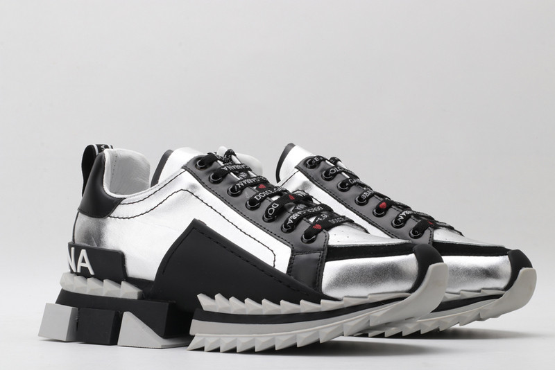 dg sneaker