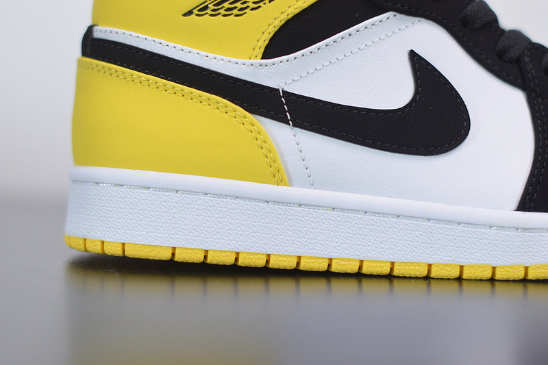 air jordan 1 mid se "yellow toe" 852542-071