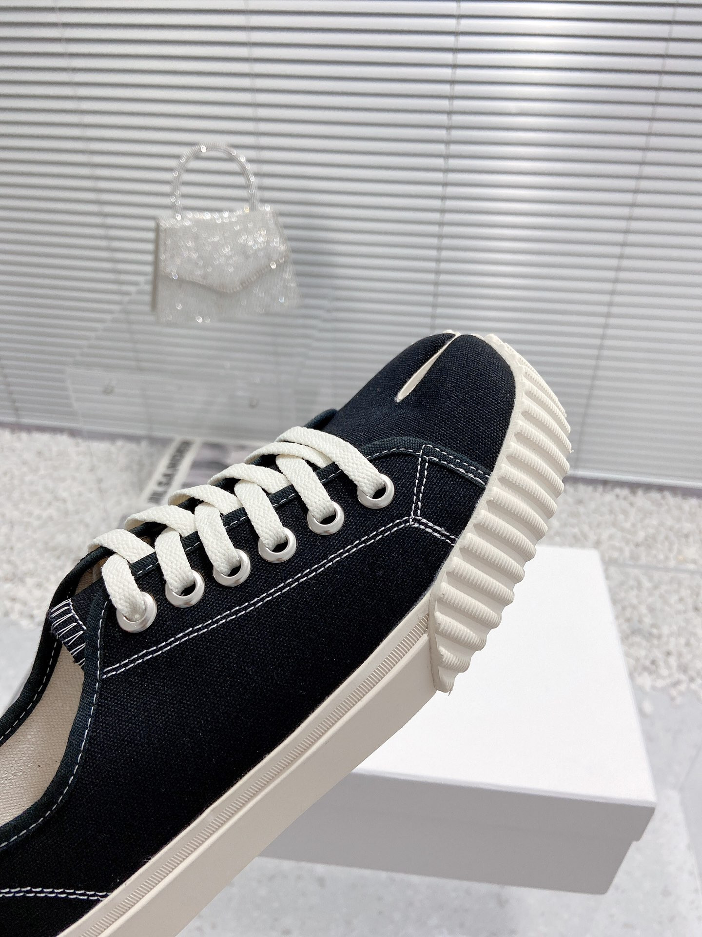 ma1s0n Marg*e1a sneaker