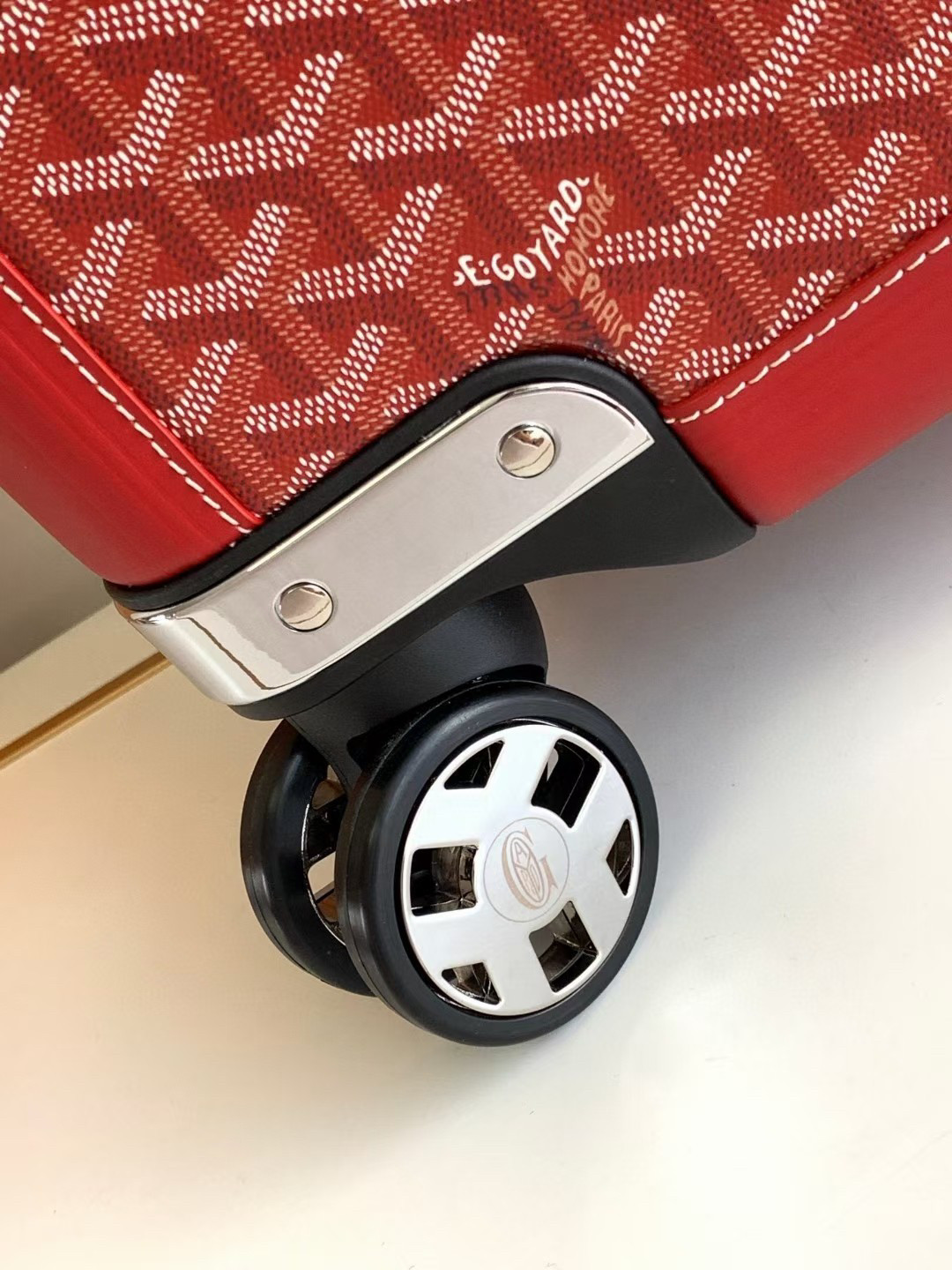 G09ard purse