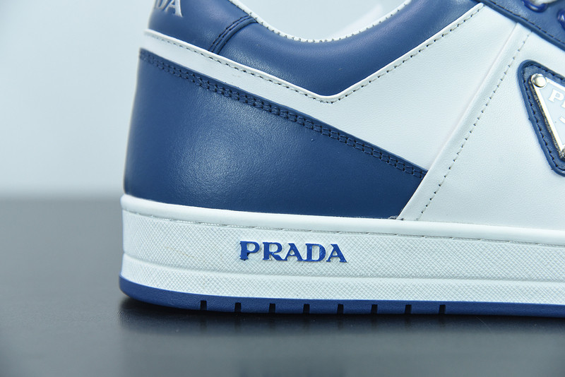 pr sneaker