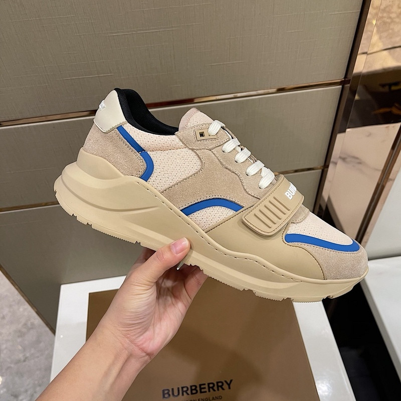 B**rry sneaker