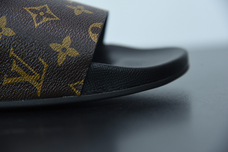 lvt sandals