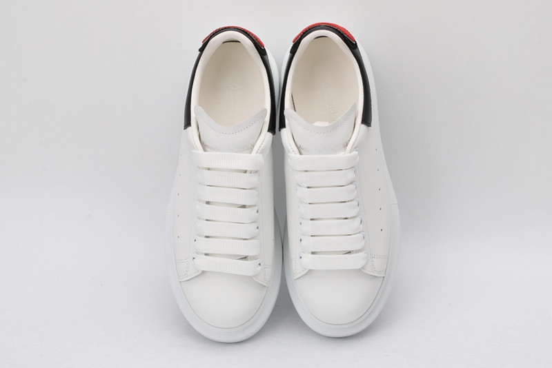 alexer mceen sneakers