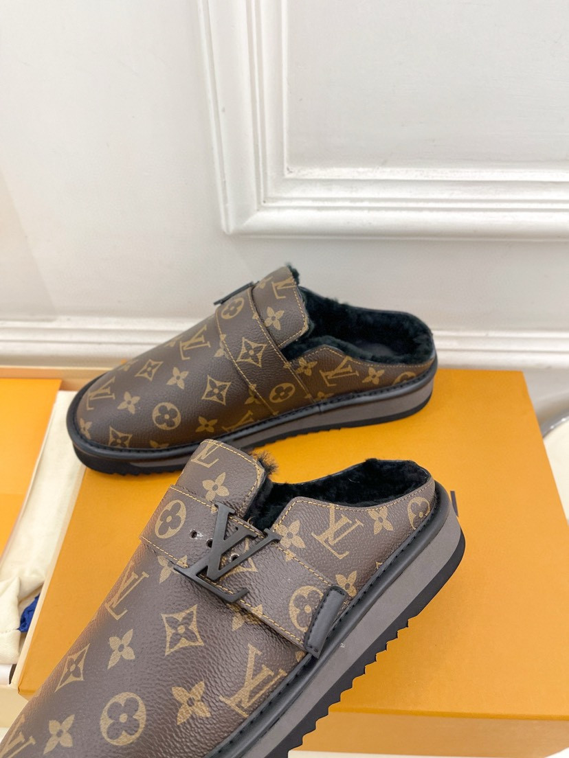 LVT SANDALS
