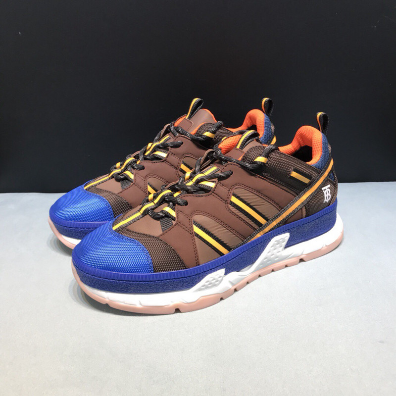 B**rry sneaker