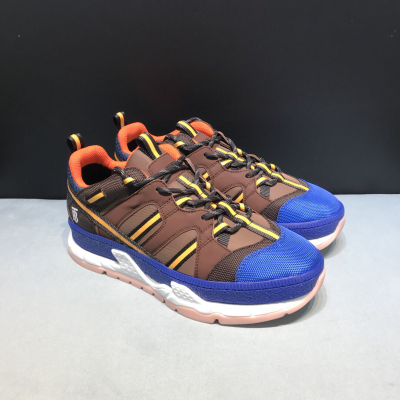 B**rry sneaker