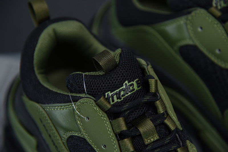 bc triple s trainer 536737 w2fw1 1978