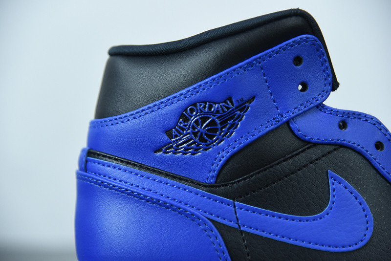 air jordan 1 mid “hyper royal” 554724-077