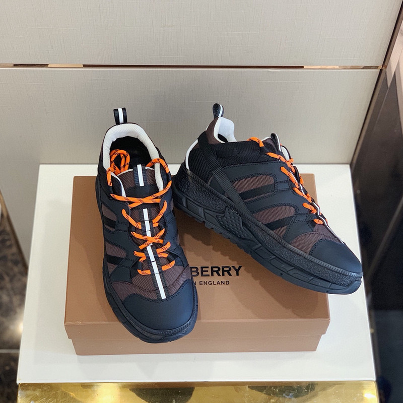 B**rry sneaker