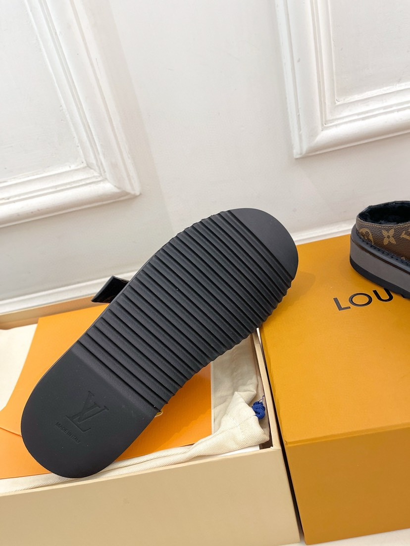 LVT SANDALS
