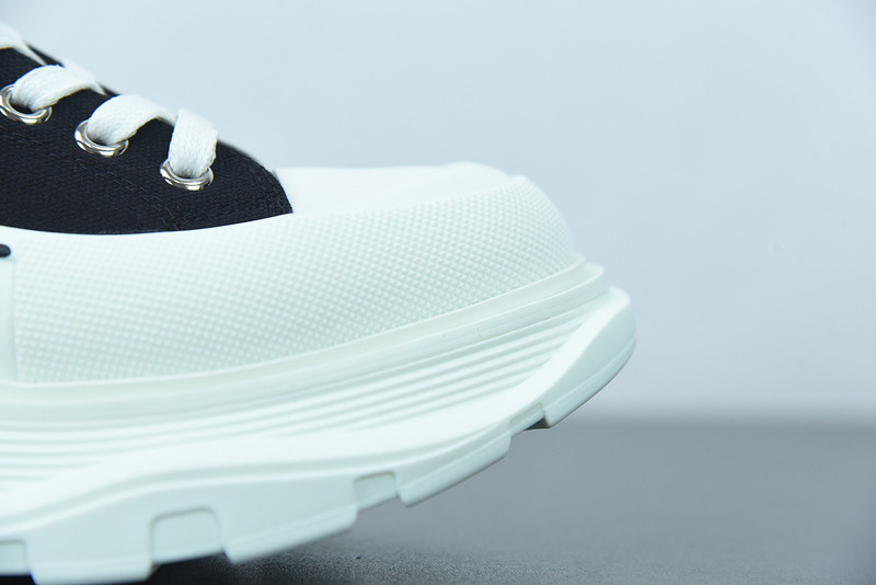 alexer mceen sneakers