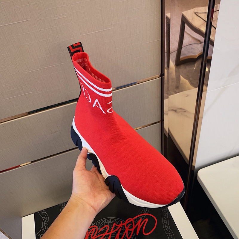vs sneakers