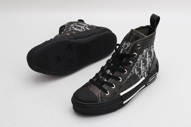 dio* x kaws b23 high-top sneakers in oblique 1012