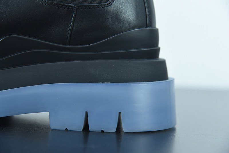 Bo*te*ga ve*ne*ta sneaker