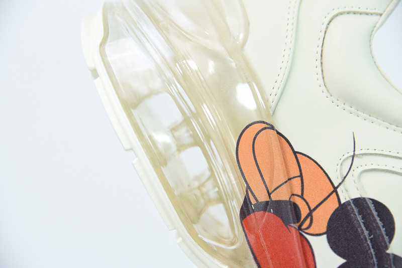 g*u*i rhyton sneaker