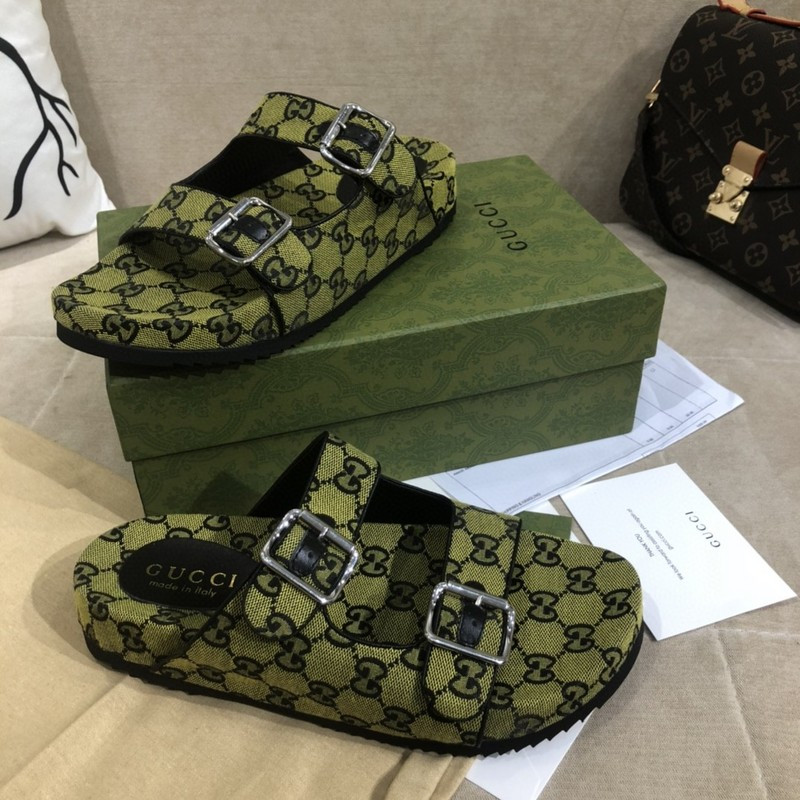 g*u*i sandals