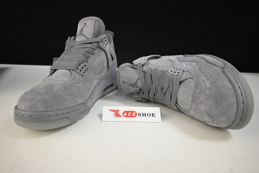 AIR JORDAN 4 RETRO "KAWS" 930155-003