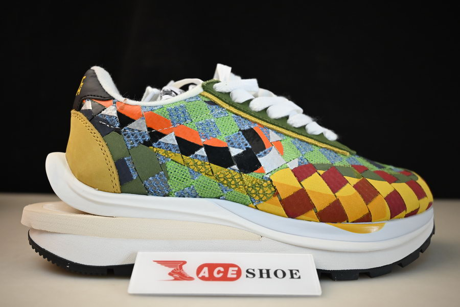 sacai x nike ldvaporwaffle mix low “green gusto” dr5209-300